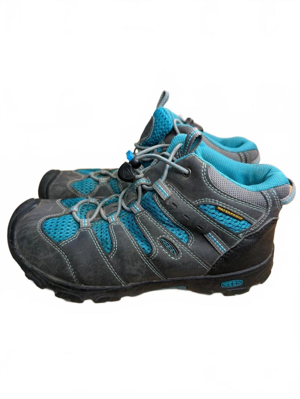 KEEN Youth Taghee II Mid Waterproof Hiking Boots Size 4
